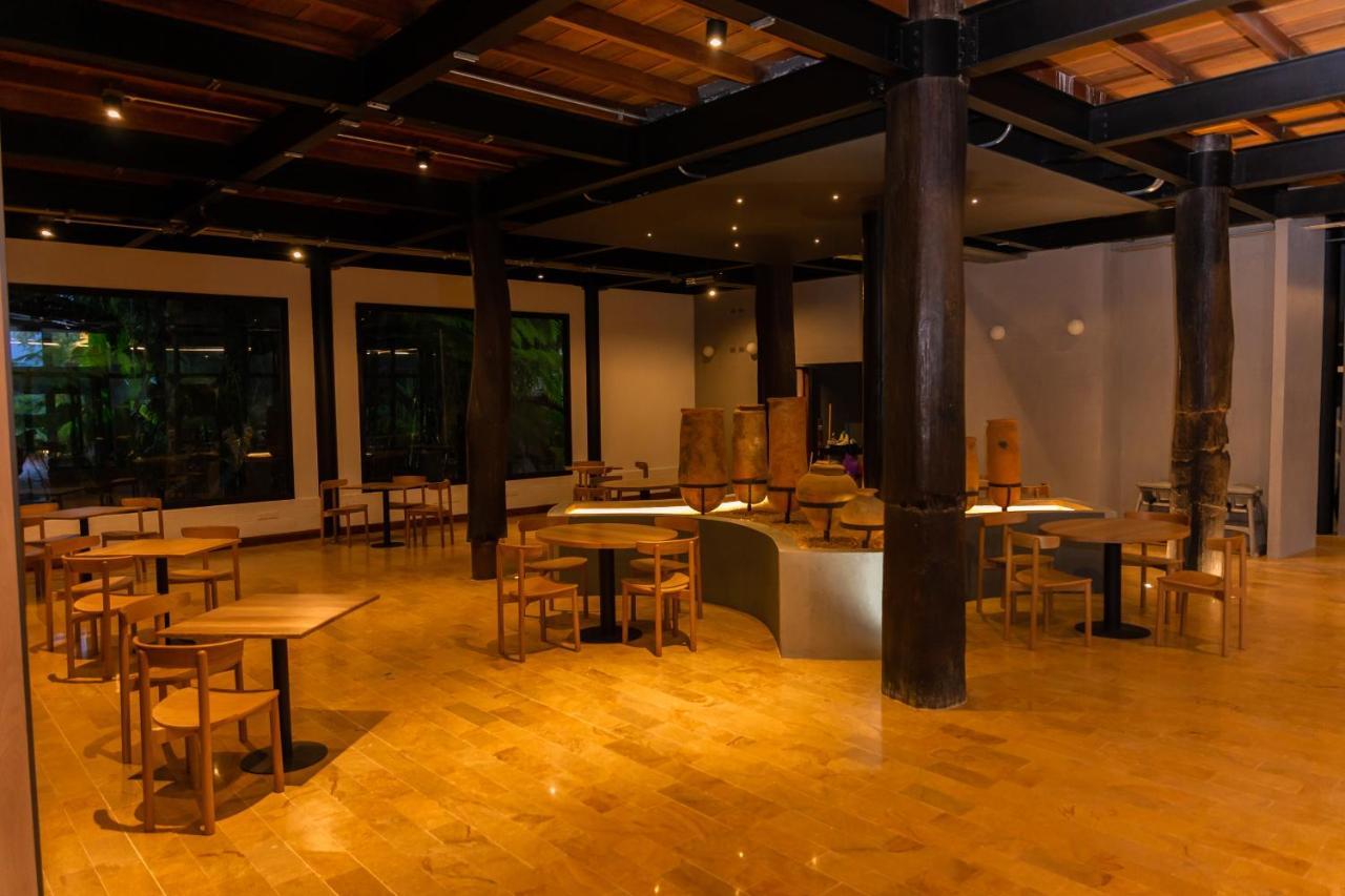 Termales El Otono Hotel La Enea Екстериор снимка The interior of the restaurant